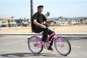Read more about the article Can men ride women’s cruiser bikes? (answered)