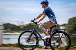 Read more about the article Are Hybrid Bikes Worth It? (13 Reasons Why)